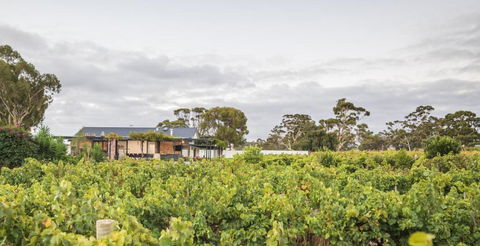 CASALE ESTATE - Taree Accommodation 0
