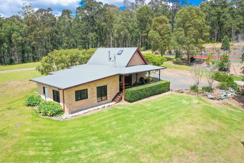 Clarendon Forest Retreat - Taree Accommodation 1