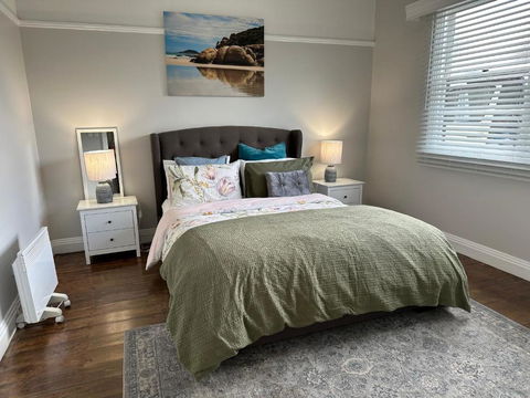 Daisy Cottage On Duke 3BR - Taree Accommodation 0