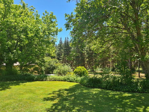 DELANY VILLAS BRIGHT - Spa Luxury On Delany Avenue - Taree Accommodation 4