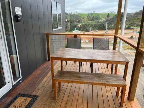Derby Digs Cabin - Taree Accommodation 1