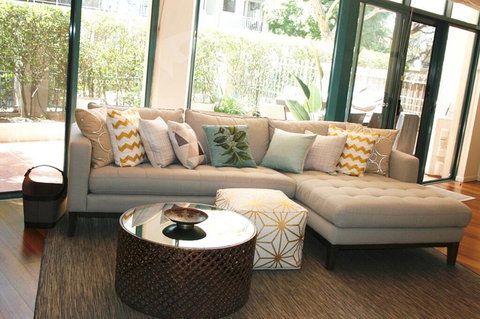 2BR Lovely River , Retreat Pool, Gym, Wine, Netflix - Taree Accommodation 2