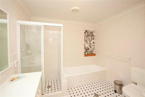 3 MELALEUCA - Taree Accommodation 3