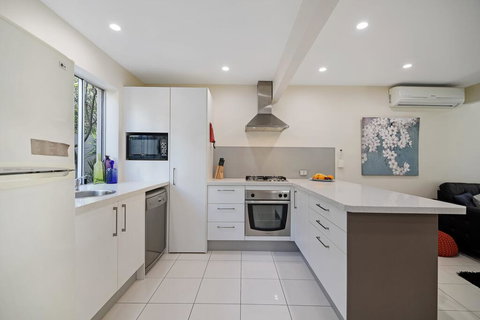3/3 Oriole Avenue, Peregian Beach - Taree Accommodation 3