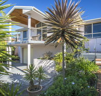 58 Seaview St - Summer Days - Taree Accommodation