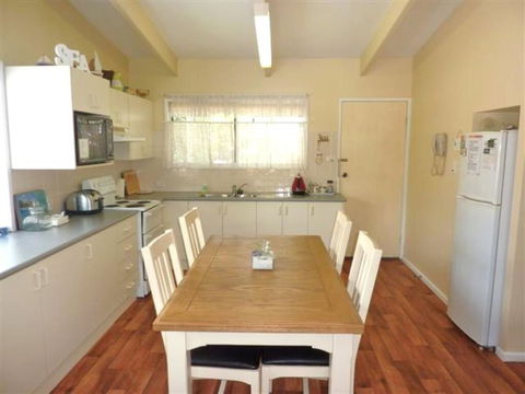 6 Normandy St - Charm At The Inlet - Taree Accommodation 3