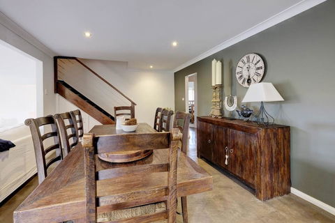 @THE COVE - Taree Accommodation 3