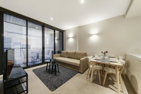 A Central & Cozy 2BR Apt Near Federation Square - Taree Accommodation 0