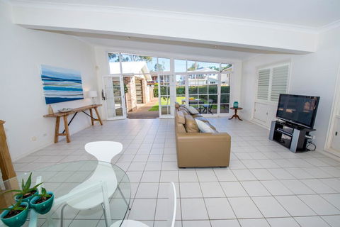 A Foreshore - Salamander Bay - Taree Accommodation 3