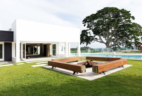 A PERFECT STAY - Amileka - Taree Accommodation 0