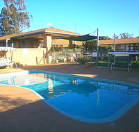 Aaron Inn Motel - Taree Accommodation