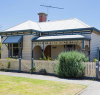Abaleen House - Taree Accommodation