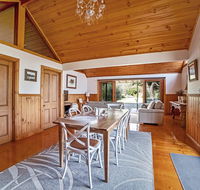 Abrahams On Bank - Taree Accommodation