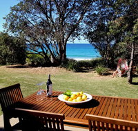 Absolute Beachfront Mollymook - Taree Accommodation