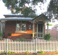 Acacia Cottage on Peel Bathurst - Taree Accommodation