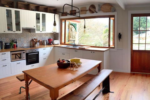 Explore Derby From Gorgeous Home With Outdoor Bath - Taree Accommodation 0