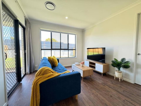 Family-Friendly Getaway In Heathwood - Taree Accommodation 0