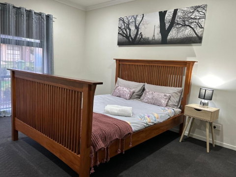 Family Friendly House - Taree Accommodation 1