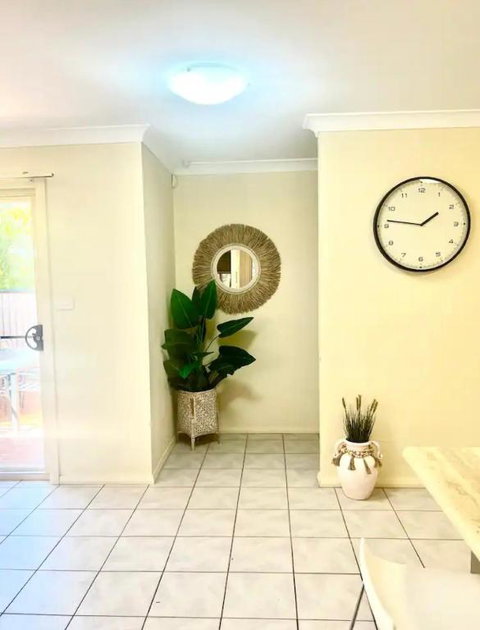 FantaSea - Taree Accommodation 1