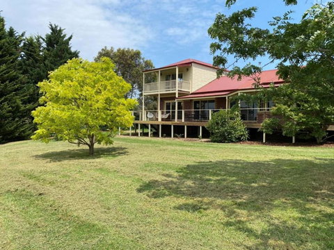 Farmhouse In The Heart Of Wine Country, 10 Minutes To Beach - Taree Accommodation 0