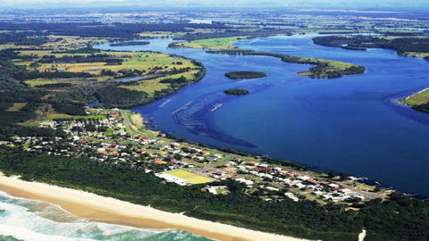 Fig Tree Farm Cottage - Riverfront Retreat On The Manning River - Taree Accommodation 1