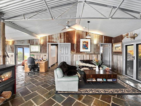 Golden Ash Grove Eco Farm - Taree Accommodation 4