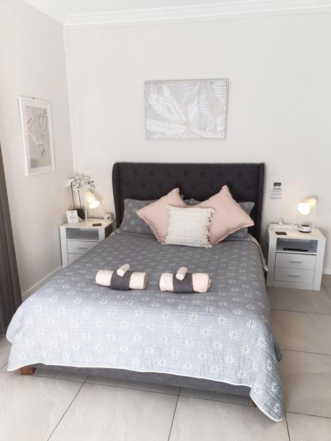 GUESTHOUSE On REGENT Bed & Breakfast - Taree Accommodation 0