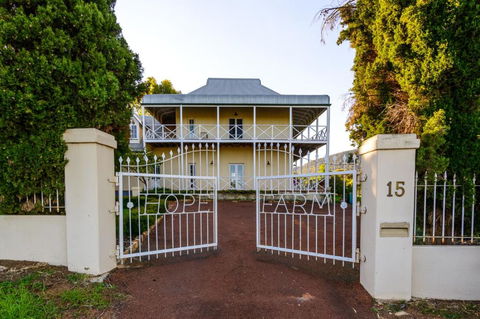 Hope Farm Guesthouse - Taree Accommodation 3