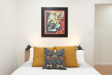 Huge 3 Bed Camperdown Garden Apt W Parking Aircon - Taree Accommodation 3