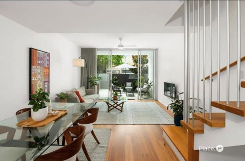 Indigo On Oxford Street - Riverside Two Bedroom Apartment - Taree Accommodation 2