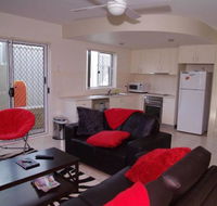 Adrift 5B Scott Street - Taree Accommodation