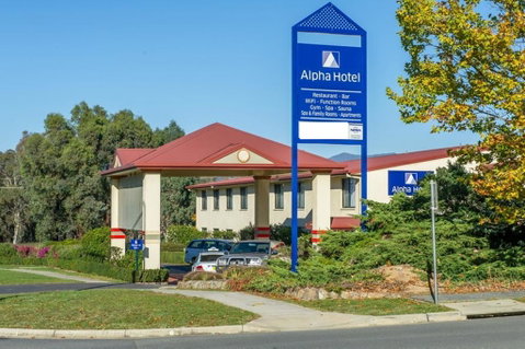 Alpha Hotel Canberra - Taree Accommodation 0