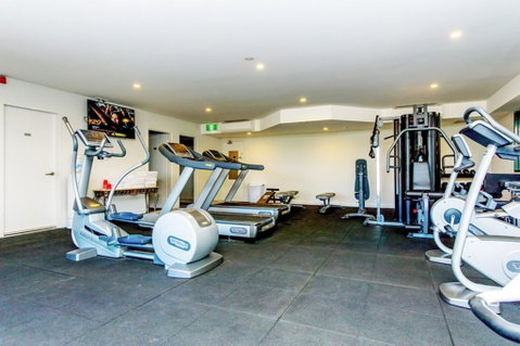 Alpha Hotel Canberra - Taree Accommodation 2