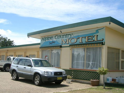 Alpine Country Motel - Taree Accommodation 0