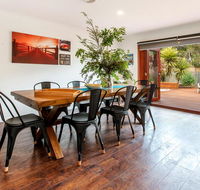 AMALFI - DROMANA.... - Taree Accommodation