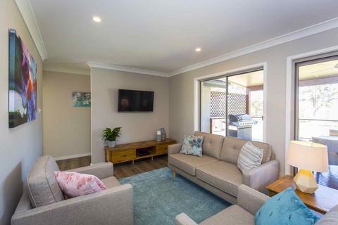 Amani - Taree Accommodation 3