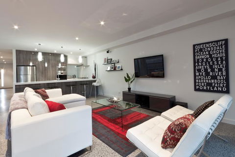 Amaroo - Taree Accommodation 0
