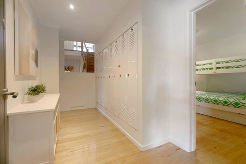 Anchor Beachfront Retreat - Taree Accommodation 1