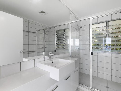 Andari Holiday Apartments - Taree Accommodation 2