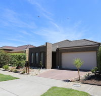 Apple House - Taree Accommodation