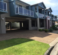 Aquarius Apartments Mollymook - Taree Accommodation