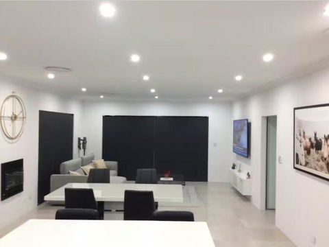 Luxury & Gives You It All - Taree Accommodation 0