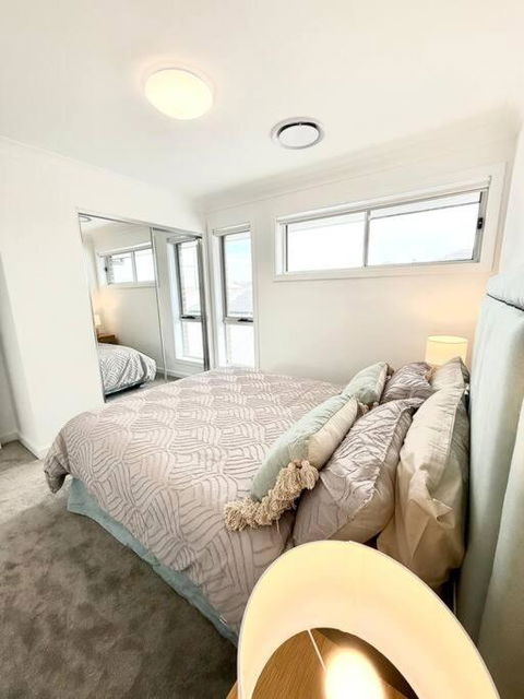 Luxury 6 Bedroom Home In Wilton - Taree Accommodation 3