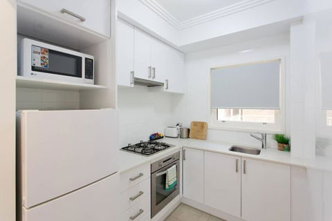 M5 West Perth Studio Apartment Near Kings Park - Taree Accommodation 2