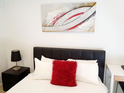 M5 West Perth Studio Apartment Near Kings Park - Taree Accommodation 0