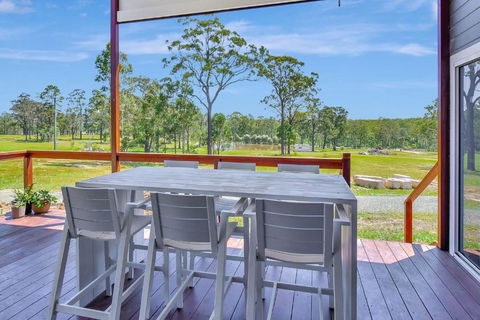 Magpie Two - Two For Joy Estate - Taree Accommodation 1