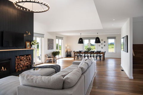 Mapledurham - Taree Accommodation 0