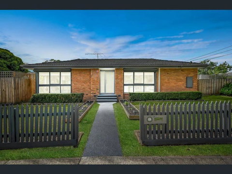 Meadow View Cottage - Taree Accommodation 0