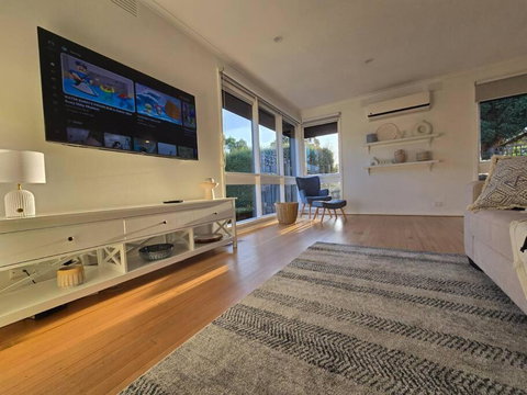 Meadow View Cottage - Taree Accommodation 3