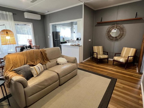 Mooney St Manor - Taree Accommodation 3